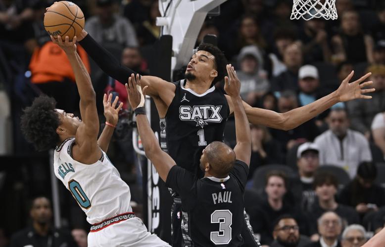 失误控制完美！文班前两场合计砍下69分26篮板12盖帽 零失误