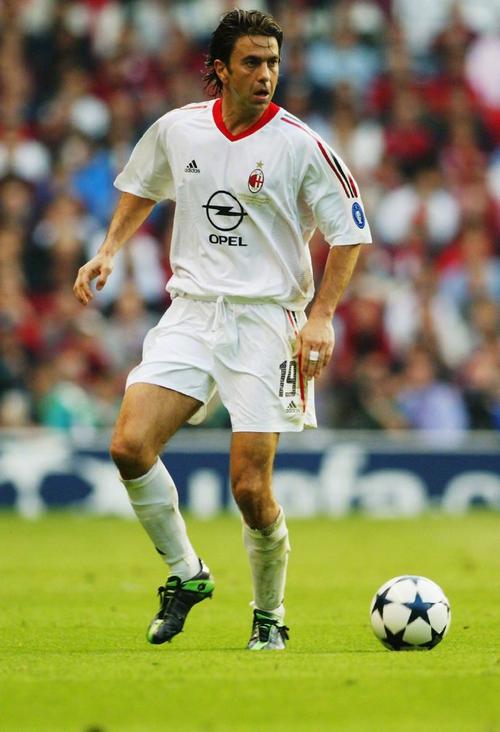 科斯塔库塔：米兰没有莱奥踢得更好，他在场上时球队不是整体