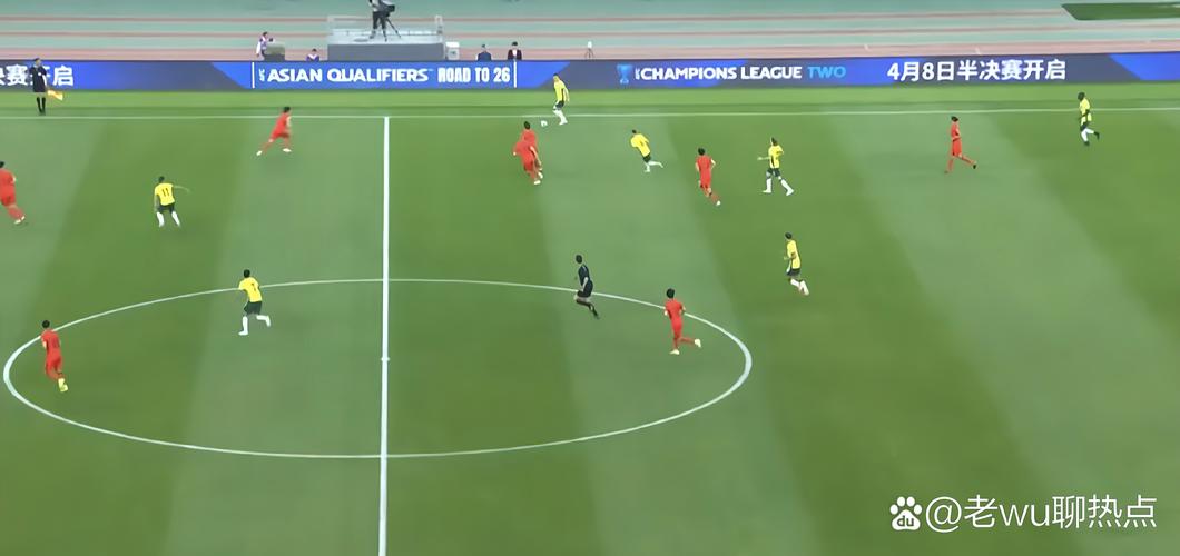 差一点，弗拉霍维奇半单刀射门被扑