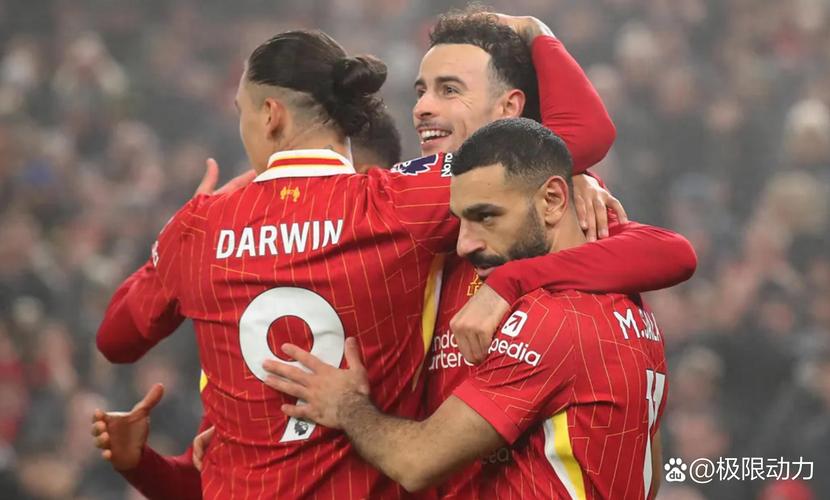 斯内德：我曾接近加盟曼联和利物浦，不后悔没踢过英超