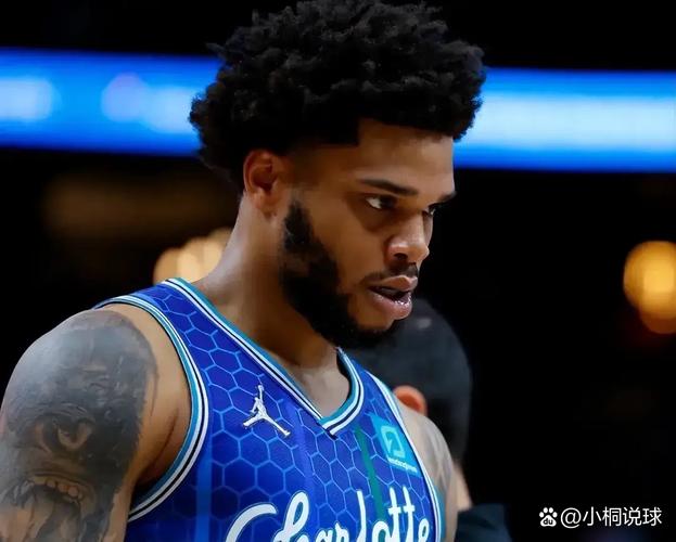 详细阅读:黄蜂主帅:虽然三球和米勒有出场时间限制 但我们阵容深度足够好 黄蜂主帅:虽然三球和米勒有出场时间限制 但我们阵容深度足够好